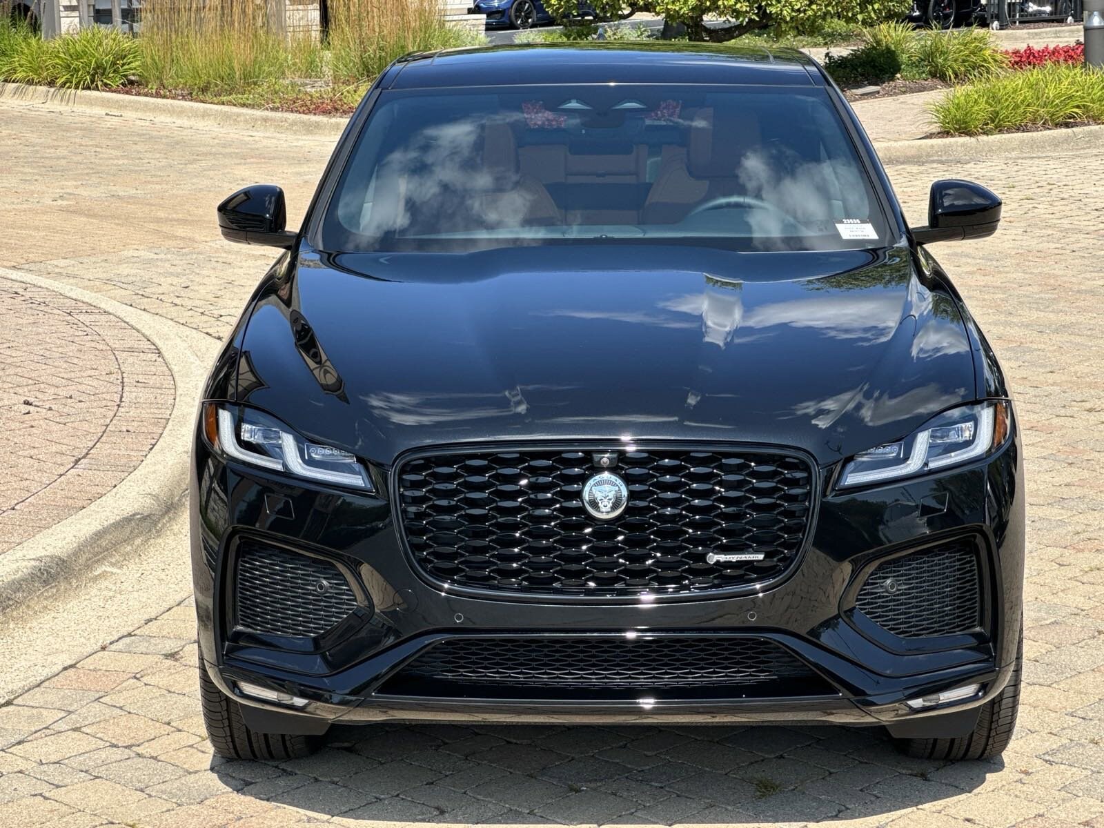 2024 Jaguar F-PACE P400 R-Dynamic S photo 3