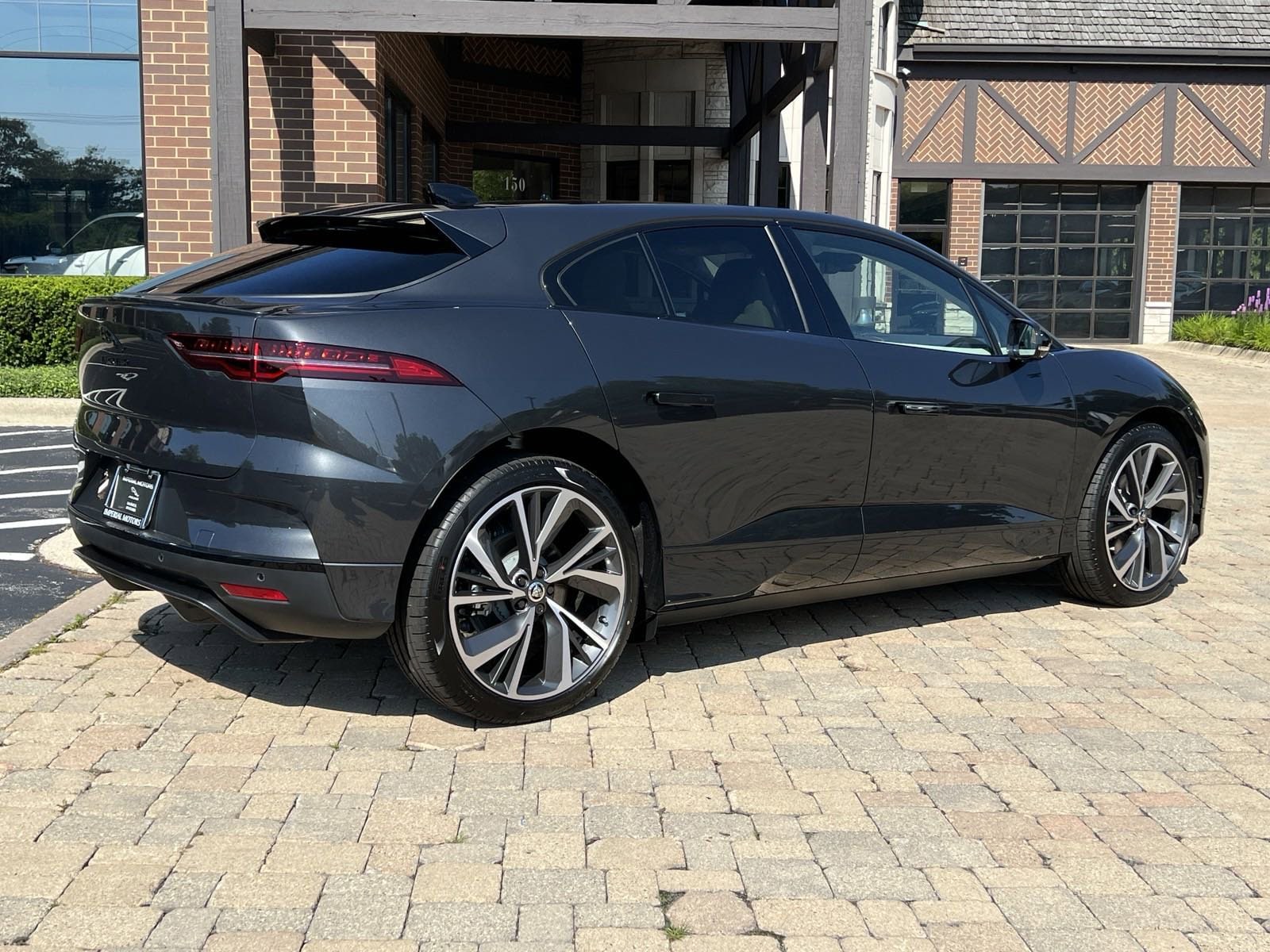 New 2024 Jaguar I PACE EV400 R Dynamic HSE in Carpathian Grey For
