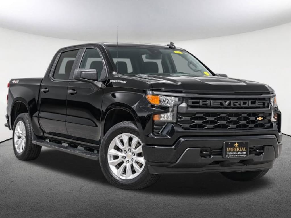 Used 2025 Chevrolet Silverado 1500 Custom Truck Crew Cab