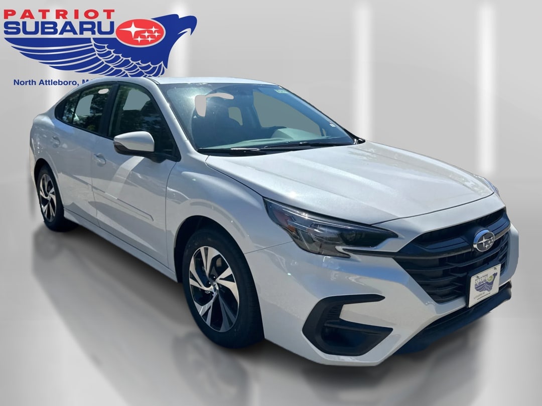 2025 Subaru Legacy Premium's photo