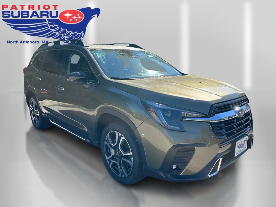 2025 Subaru Ascent Touring's photo