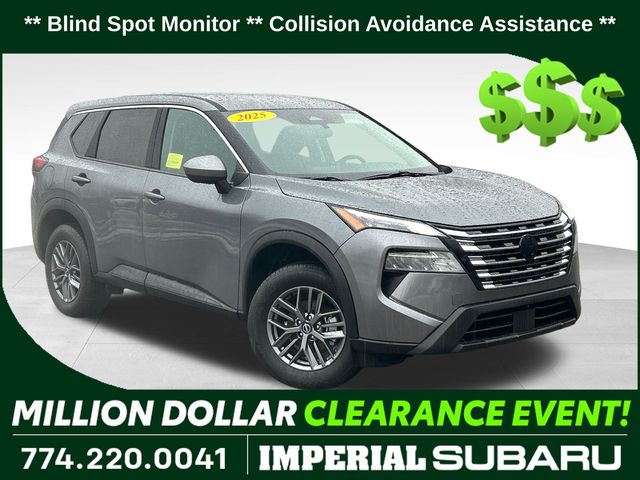 2026 Nissan Rogue SV's photo