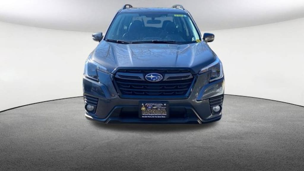 Used 2023 Subaru Forester Limited SUV