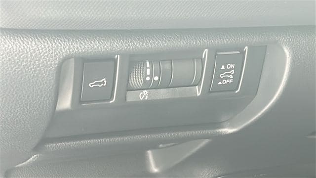 2025 Subaru Forester Touring - Photo 25