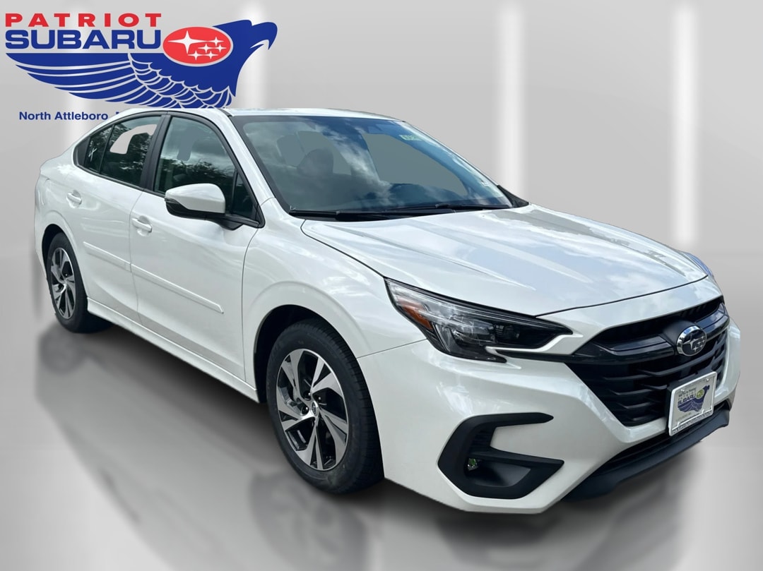 2025 Subaru Legacy Premium's photo