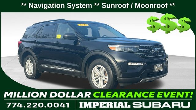 2023 Ford Explorer XLT's photo