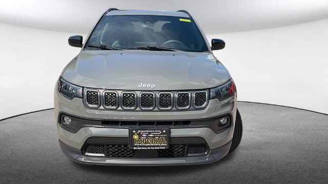 Used 2023 Jeep Compass Latitude SUV