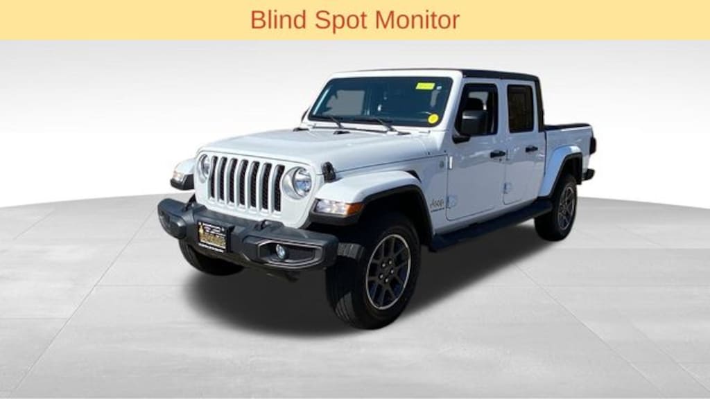 Used 2023 Jeep Gladiator Overland Truck Crew Cab