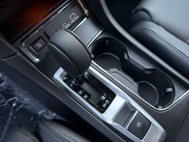 2025 Subaru Ascent Limited - Photo 37