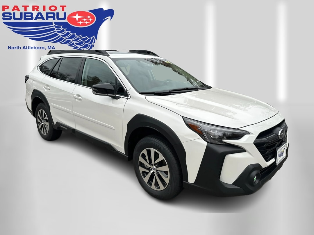 2025 Subaru Outback Premium's photo