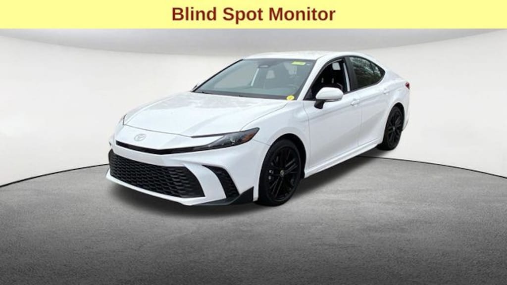 Used 2025 Toyota Camry SE Sedan