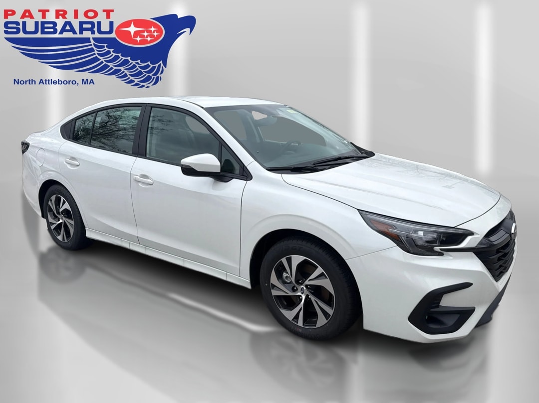 2025 Subaru Legacy Premium's photo