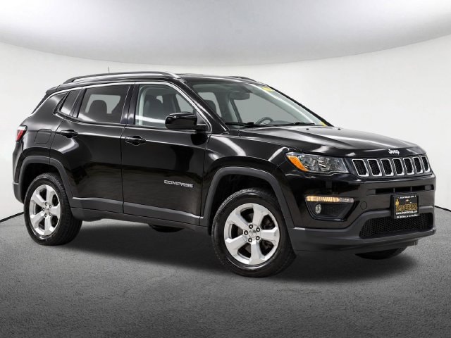 Used 2018 Jeep Compass Latitude with VIN 3C4NJDBB3JT261331 for sale in North Attleborough, MA