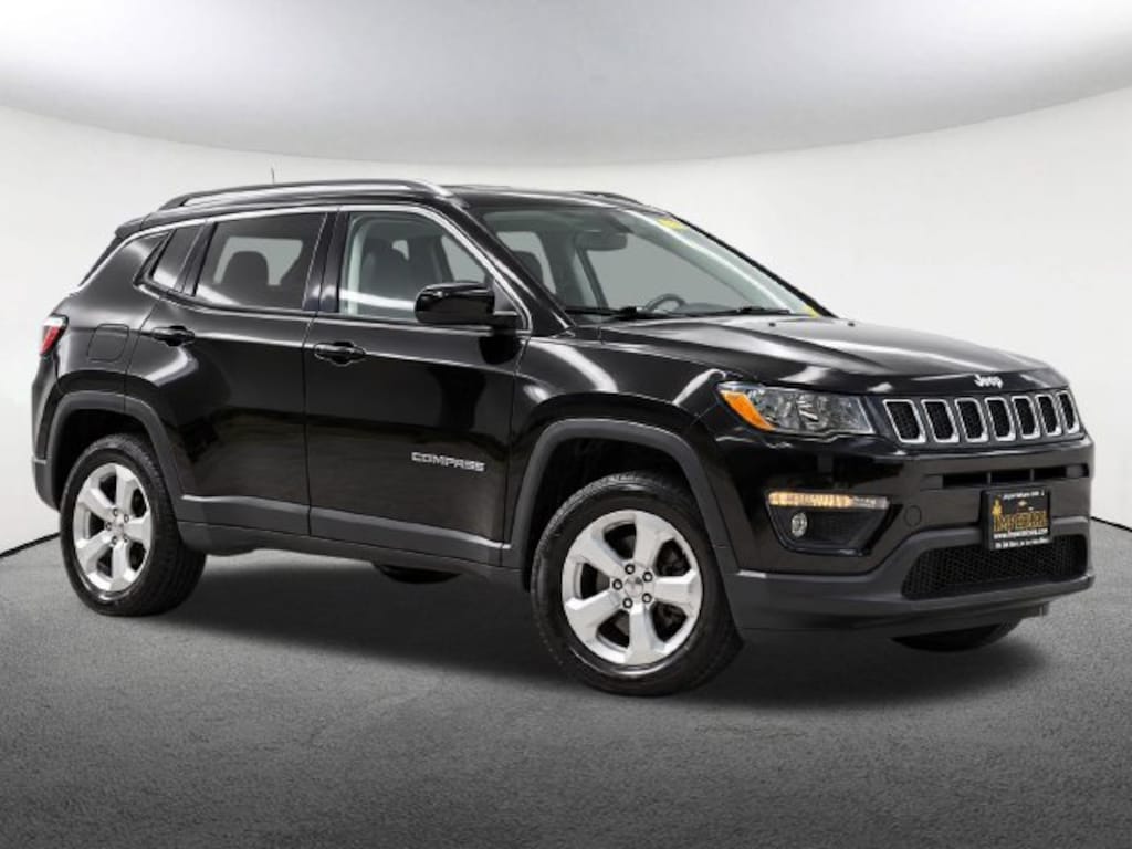 Used 2018 Jeep Compass Latitude 4x4 SUV