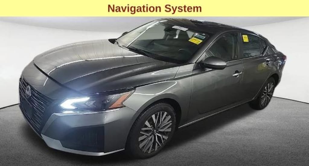 Used 2023 Nissan Altima 2.5 SV Sedan