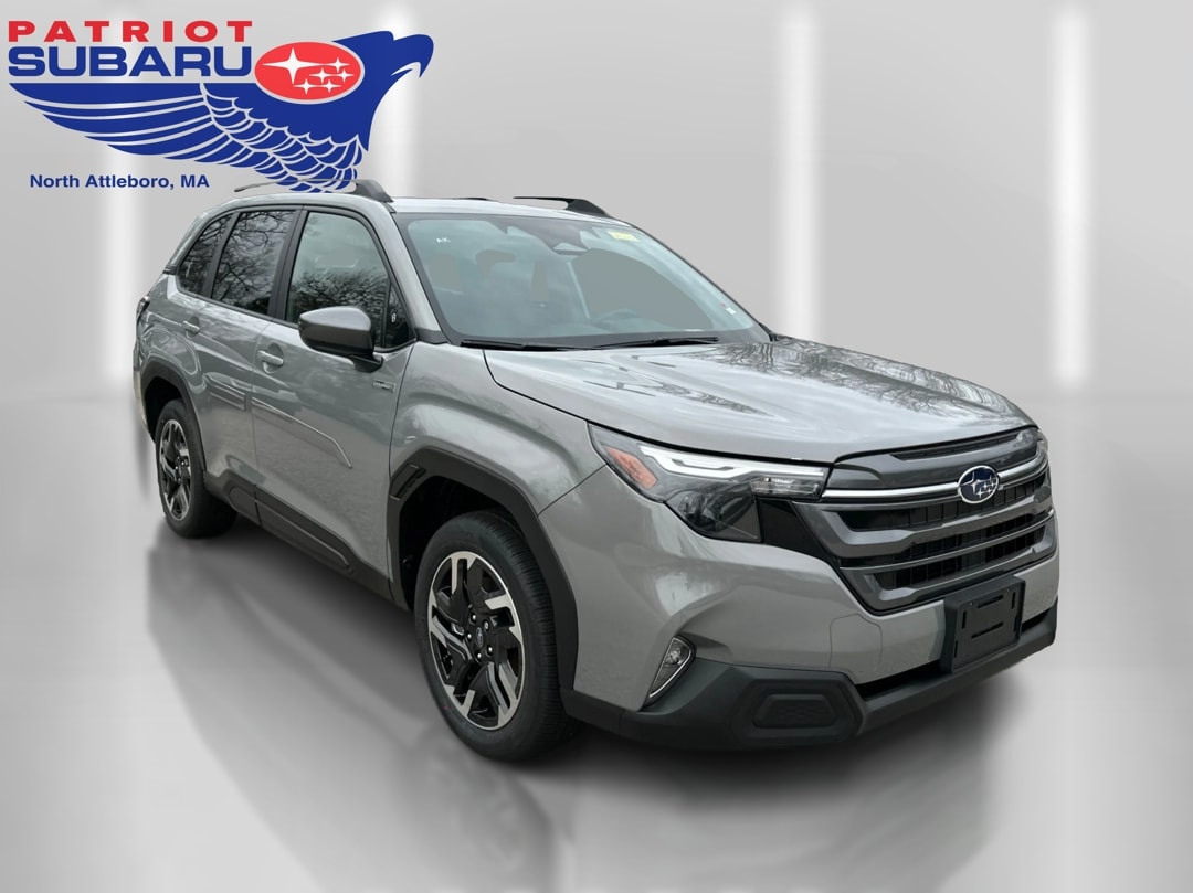 2025 Subaru Forester Premium's photo