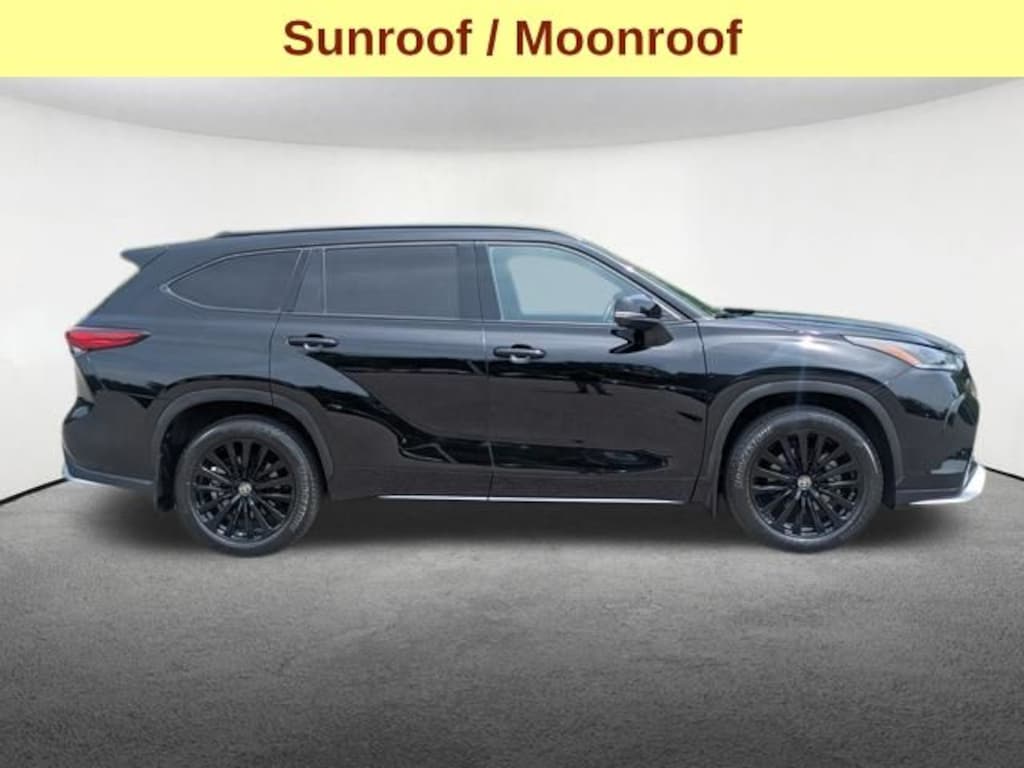 Used 2023 Toyota Highlander XSE SUV