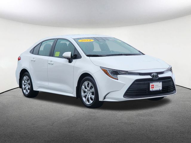 2024 Toyota Corolla LE photo 2