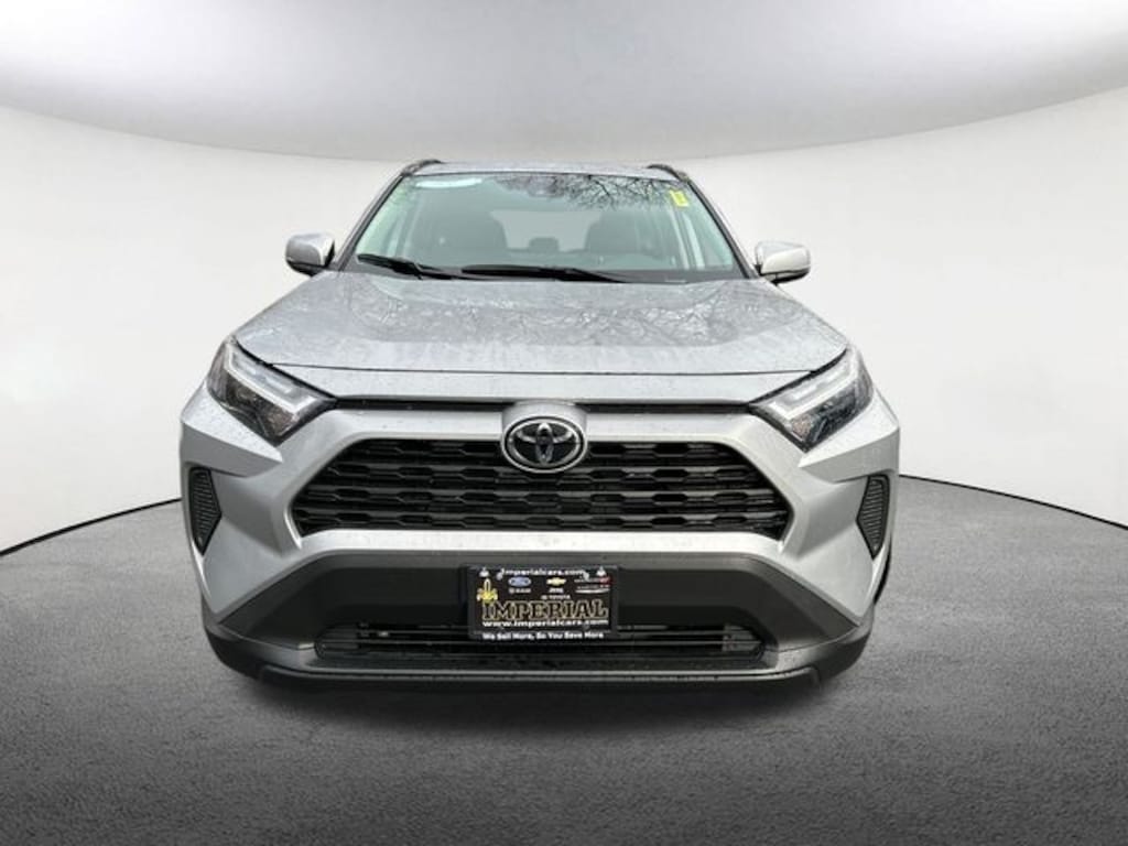 New 2025 Toyota RAV4 XLE SUV