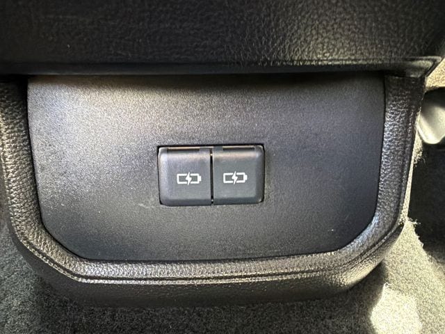 2023 Toyota Highlander XLE - Photo 19