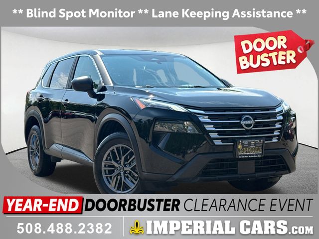 2024 Nissan Rogue S's photo