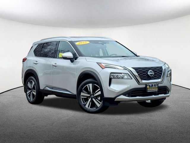 Used 2022 Nissan Rogue Platinum with VIN JN8BT3DD2NW271147 for sale in Milford, MA
