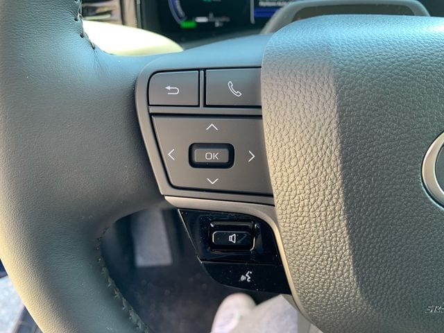 2026 Toyota Camry XLE - Photo 18