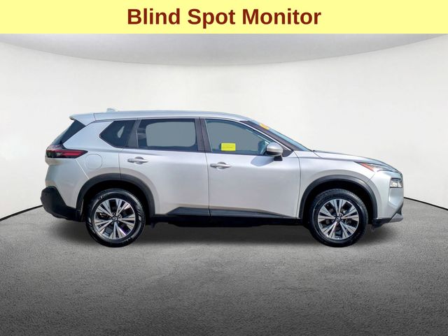 2023 Nissan Rogue SV photo 2