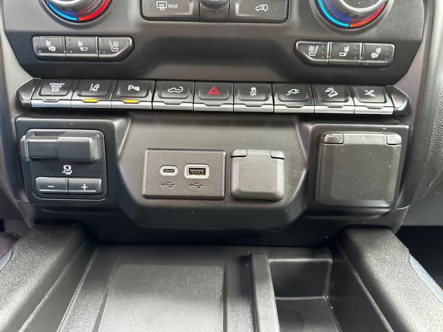 2023 Chevrolet Silverado 3500HD High Country - Photo 42