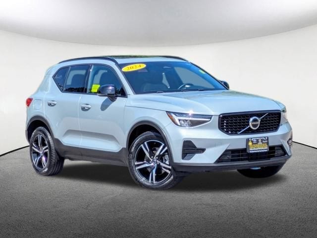 Used 2024 Volvo XC40 Core with VIN YV4L12UK1R2337308 for sale in Milford, MA