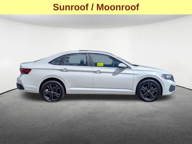 2024 Volkswagen Jetta 1.5T SE photo 3