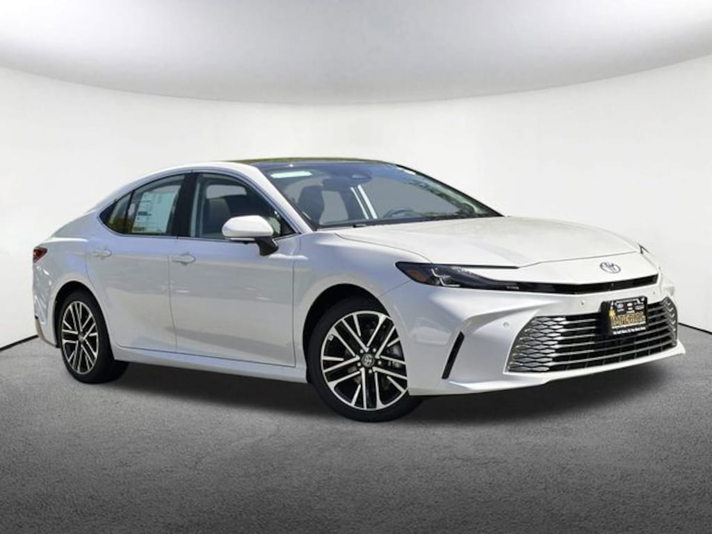 New 2026 Toyota Camry XLE Sedan