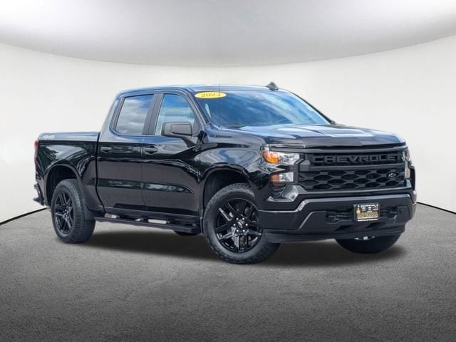 Used 2023 Chevrolet Silverado 1500 Custom with VIN 1GCPDBEK5PZ132699 for sale in Milford, MA