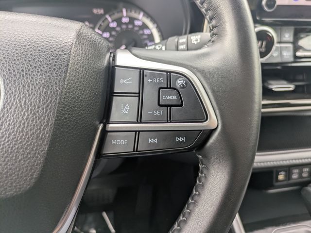 2024 Toyota Highlander LE - Photo 22