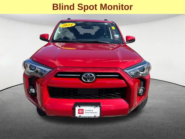 2024 Toyota 4Runner SR5 photo 3