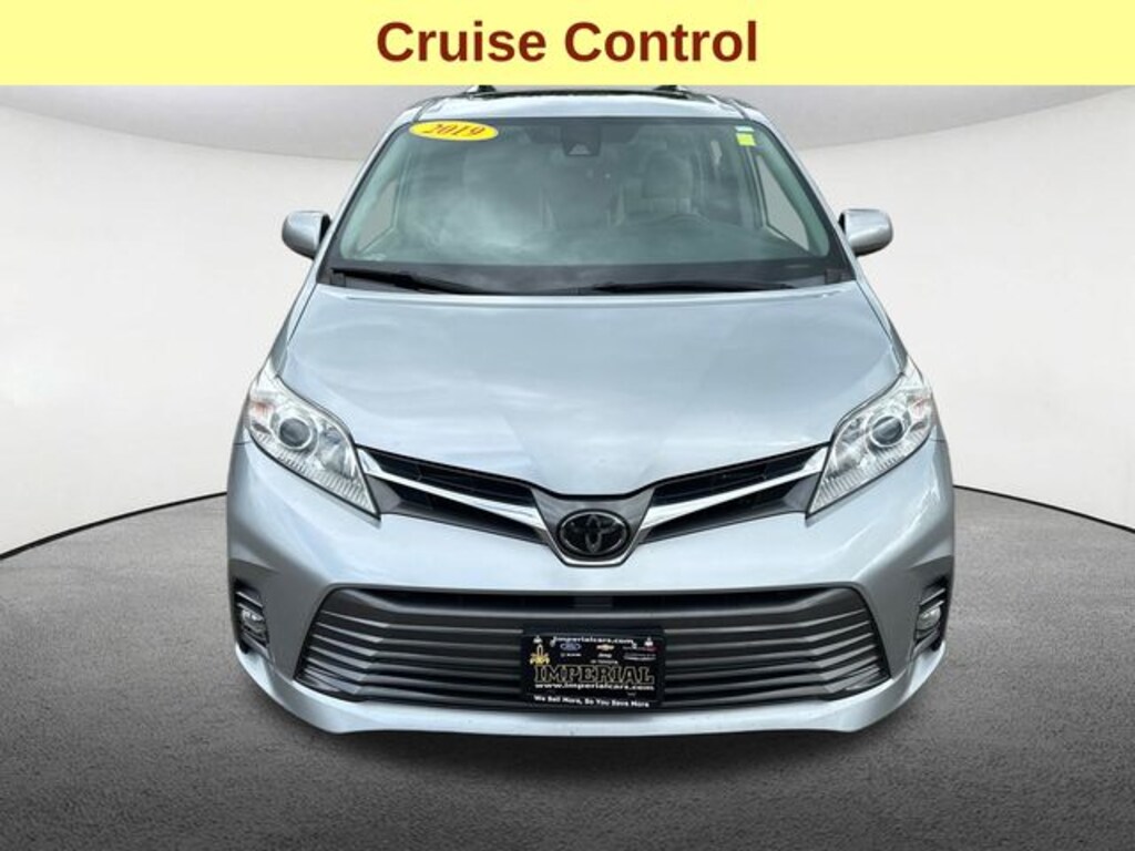 Used 2019 Toyota Sienna XLE Minivan/Van