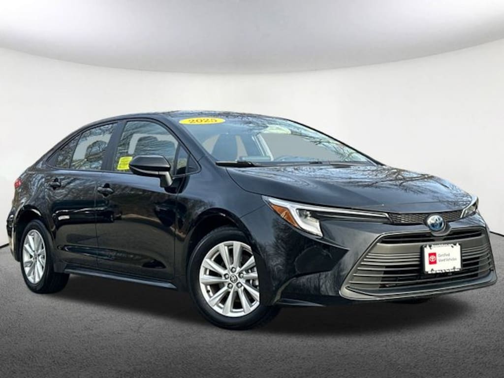 Certified 2025 Toyota Corolla Hybrid LE Sedan