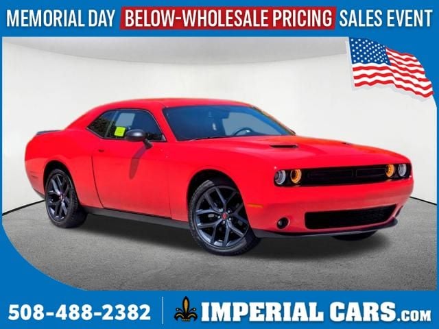 2023 Dodge Challenger SXT Auto's photo