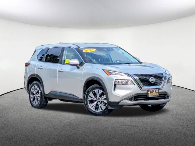 2023 Nissan Rogue SV photo 2