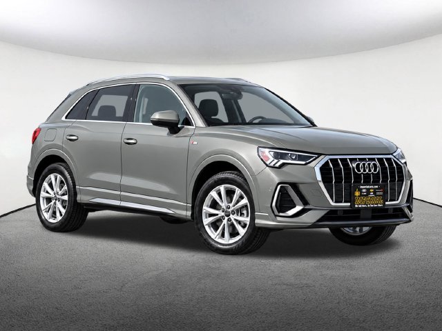 Used 2025 Audi Q3 Premium SUV