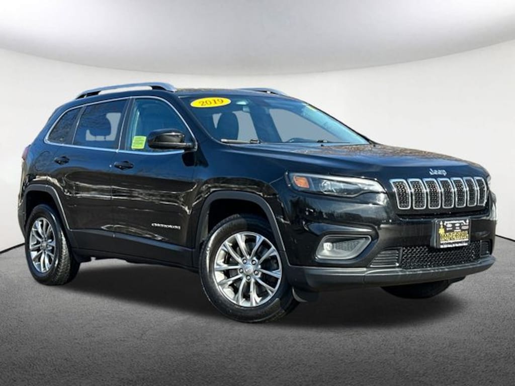 Used 2019 Jeep Cherokee Latitude Plus SUV
