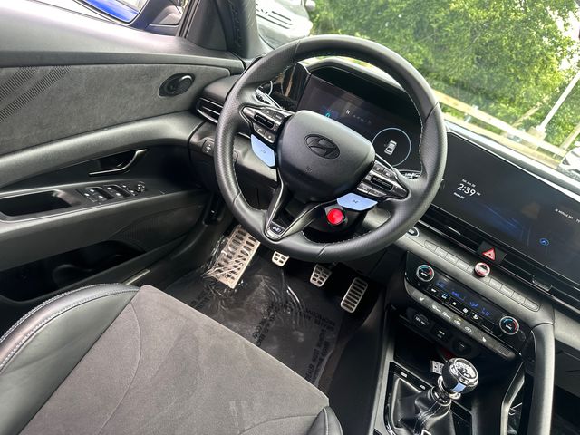 2025 Hyundai Elantra N - Photo 20