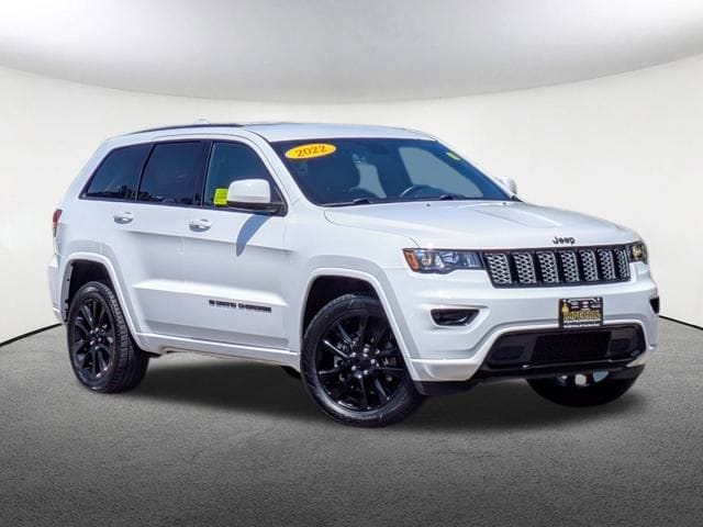 Used 2022 Jeep Grand Cherokee WK Laredo X with VIN 1C4RJFAG1NC124822 for sale in Milford, MA