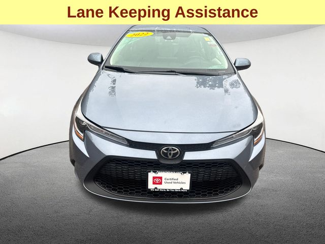 2022 Toyota Corolla LE photo 3