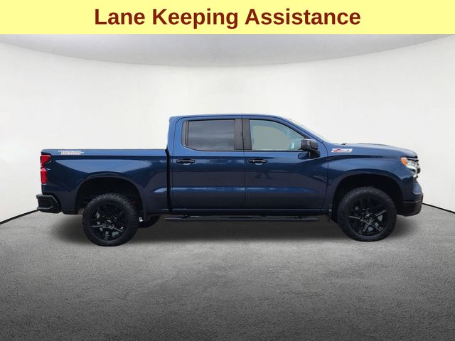 2022 Chevrolet Silverado 1500 LT Trail Boss photo 3