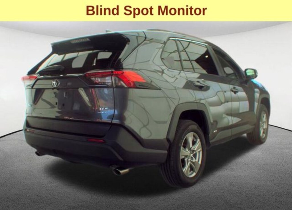 Used 2025 Toyota RAV4 Hybrid XLE SUV