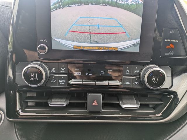 2024 Toyota Highlander LE - Photo 29