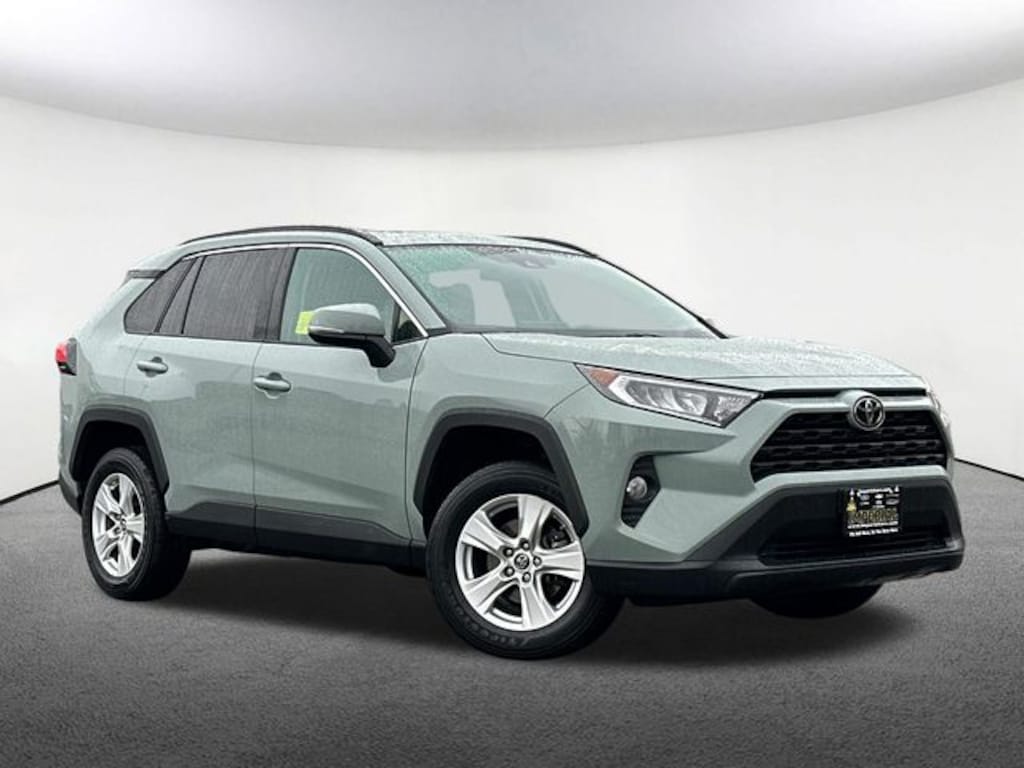 Used 2019 Toyota RAV4 XLE SUV