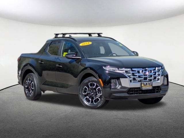 Used 2024 Hyundai Santa Cruz SEL with VIN 5NTJCDAE5RH088106 for sale in Milford, MA