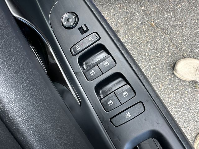 2025 Hyundai Elantra N - Photo 26